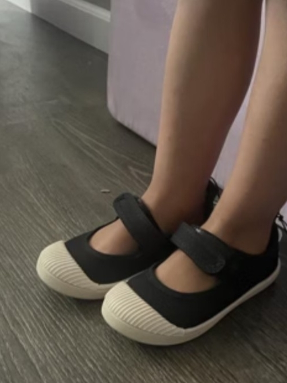 Cat & Jack Black Mary Jane Shoe with White Toe Cap Size 7